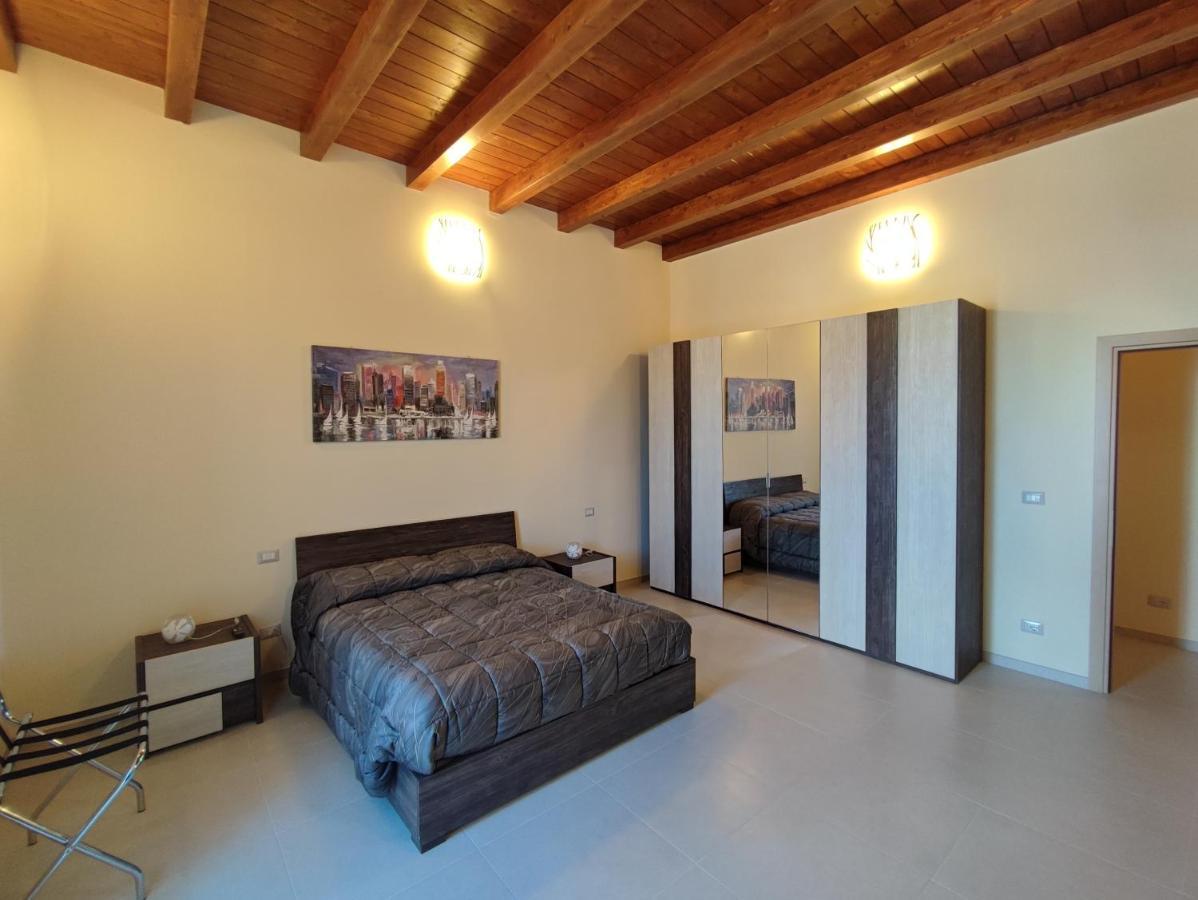 In Centro Rooms And Apartments Isola di Liri Экстерьер фото