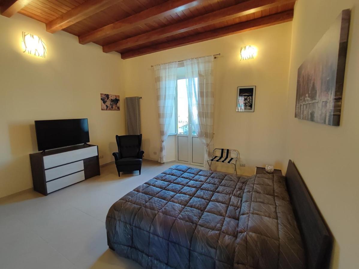 In Centro Rooms And Apartments Isola di Liri Экстерьер фото