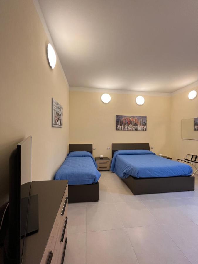 In Centro Rooms And Apartments Isola di Liri Экстерьер фото