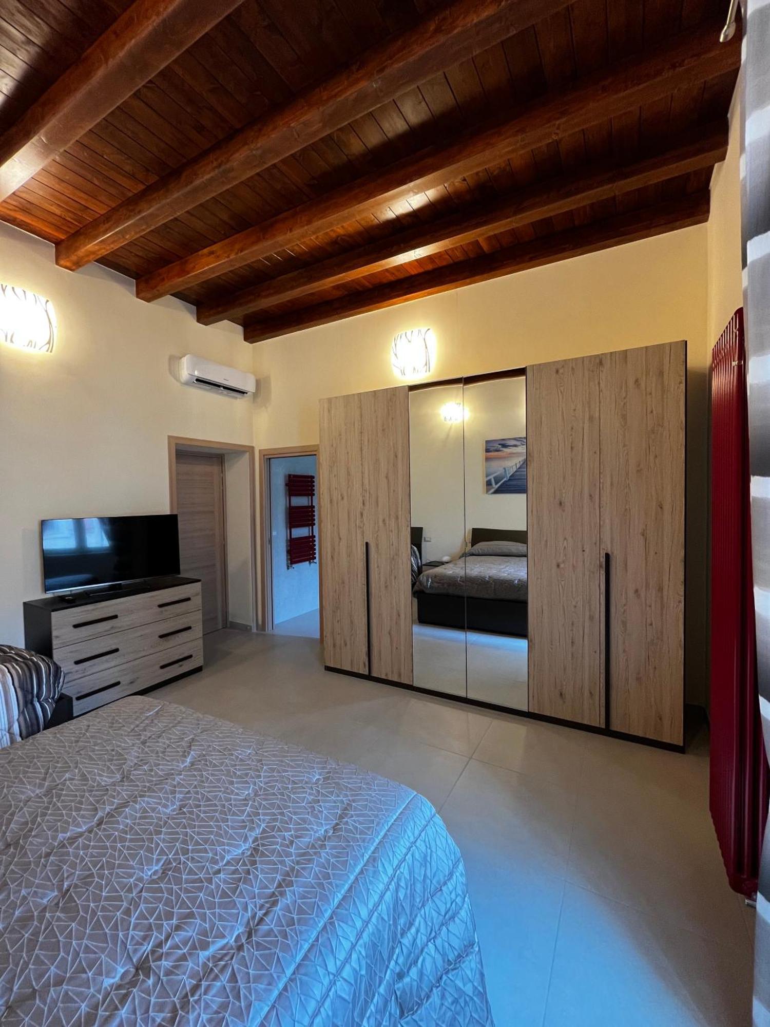 In Centro Rooms And Apartments Isola di Liri Экстерьер фото